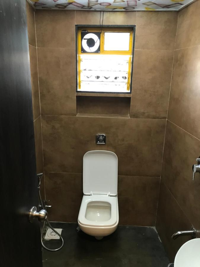 Mango Dormitory Мумбай Екстериор снимка