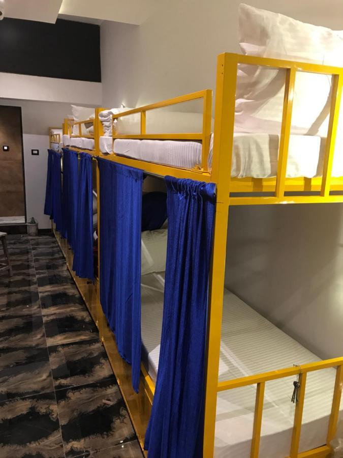 Mango Dormitory Мумбай Екстериор снимка